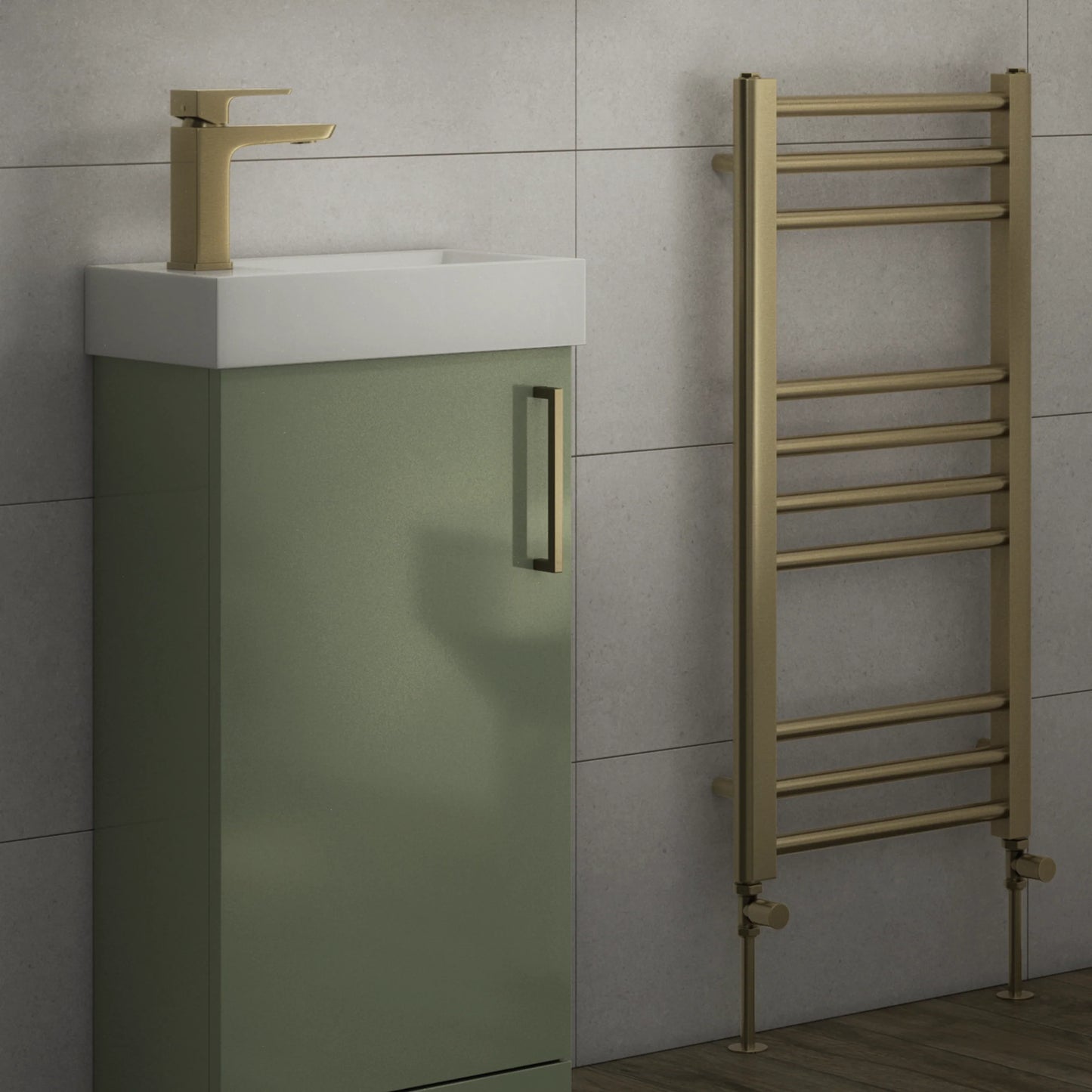 Terrano Straight 800 x 400mm Towel Warmer - Brass